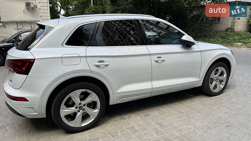 Внедорожник / Кроссовер Audi Q5 2020 в Одессе