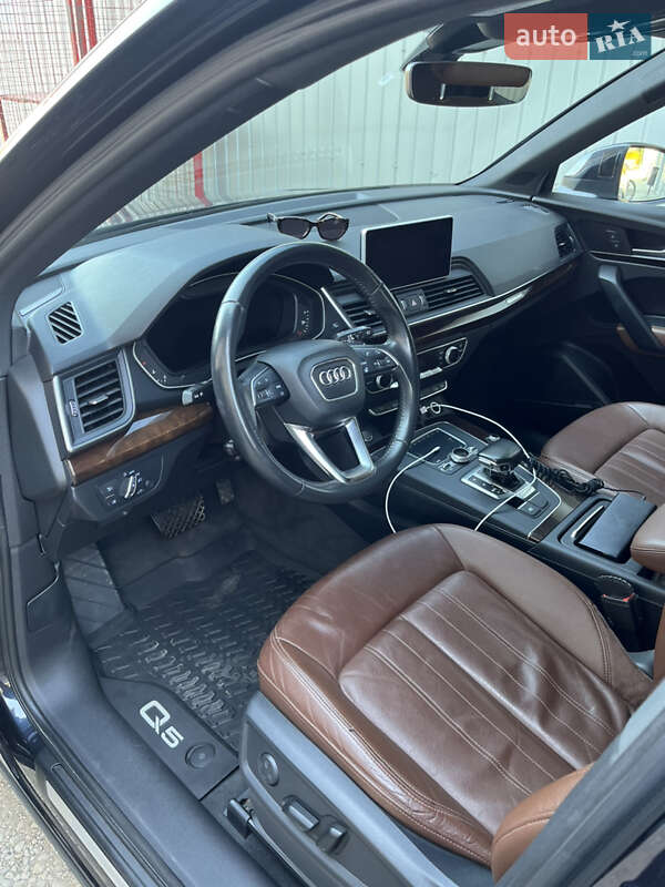 Внедорожник / Кроссовер Audi Q5 2018 в Ивано-Франковске