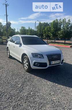 Позашляховик / Кросовер Audi Q5 2012 в Гадячі