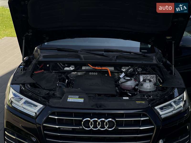 Внедорожник / Кроссовер Audi Q5 2020 в Львове