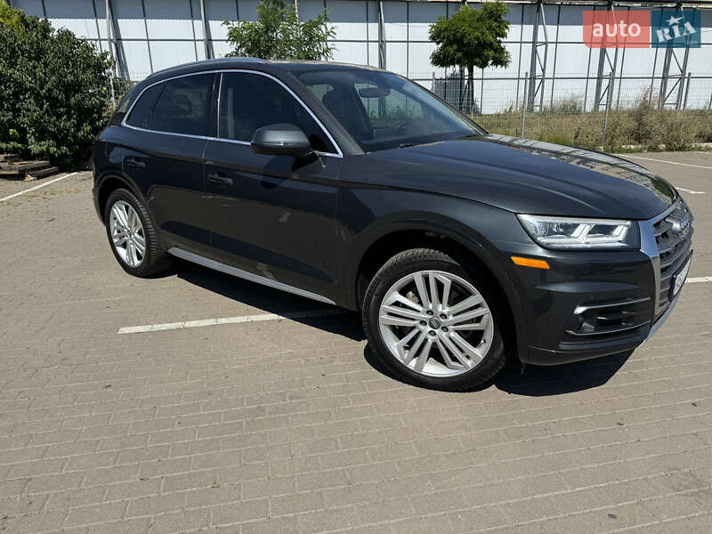 Внедорожник / Кроссовер Audi Q5 2017 в Виннице