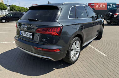 Внедорожник / Кроссовер Audi Q5 2017 в 