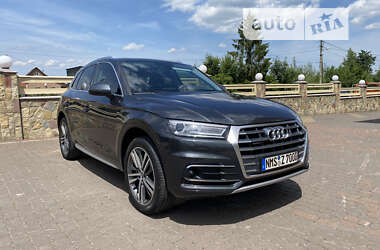 Внедорожник / Кроссовер Audi Q5 2018 в Ивано-Франковске