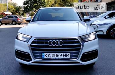 Позашляховик / Кросовер Audi Q5 2020 в Києві