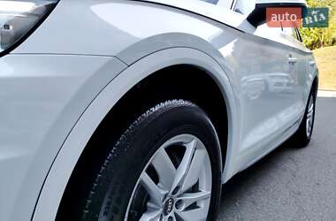 Внедорожник / Кроссовер Audi Q5 2020 в 