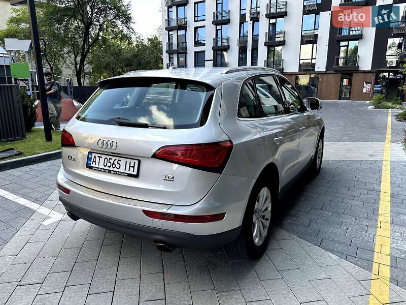Внедорожник / Кроссовер Audi Q5 2013 в Калуше