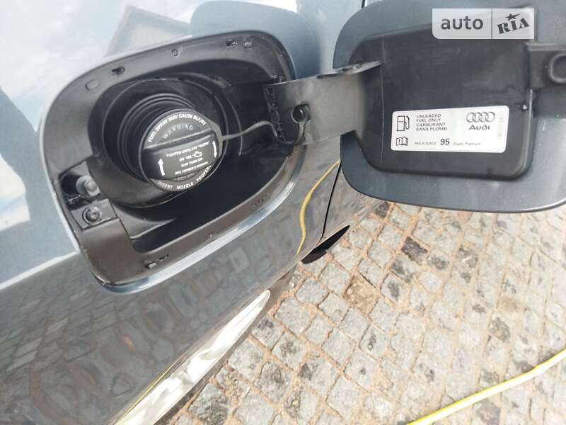 Внедорожник / Кроссовер Audi Q5 2011 в Житомире