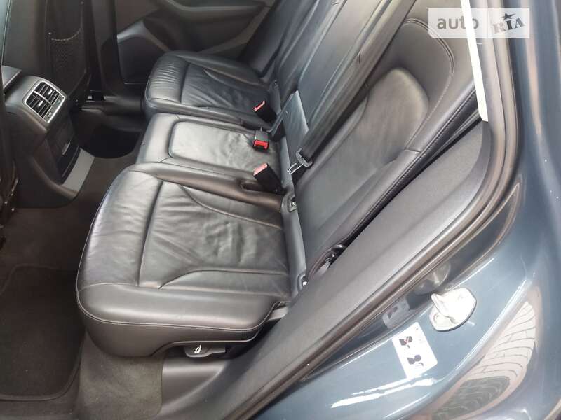 Внедорожник / Кроссовер Audi Q5 2011 в Житомире