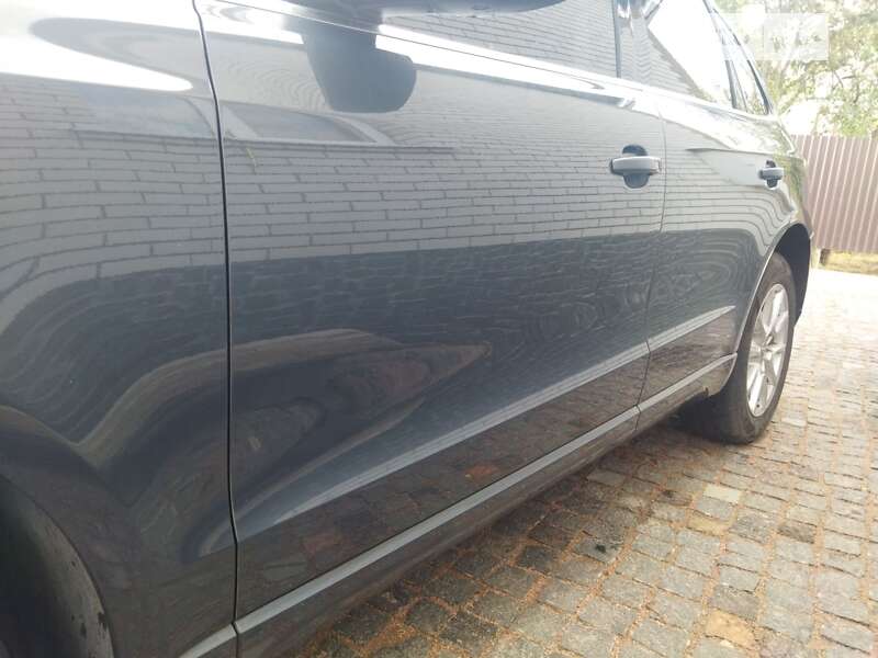 Внедорожник / Кроссовер Audi Q5 2011 в Житомире