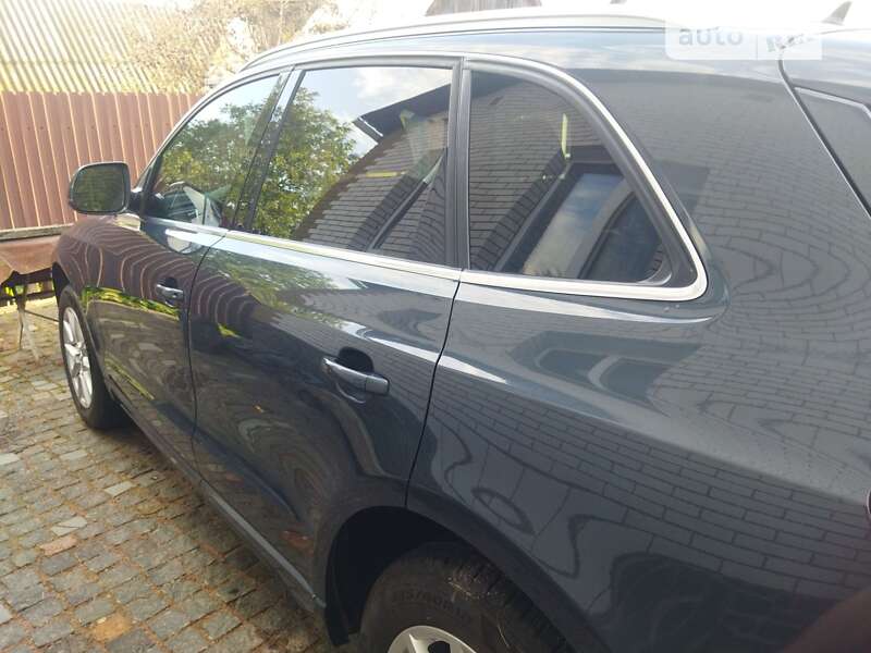 Внедорожник / Кроссовер Audi Q5 2011 в Житомире