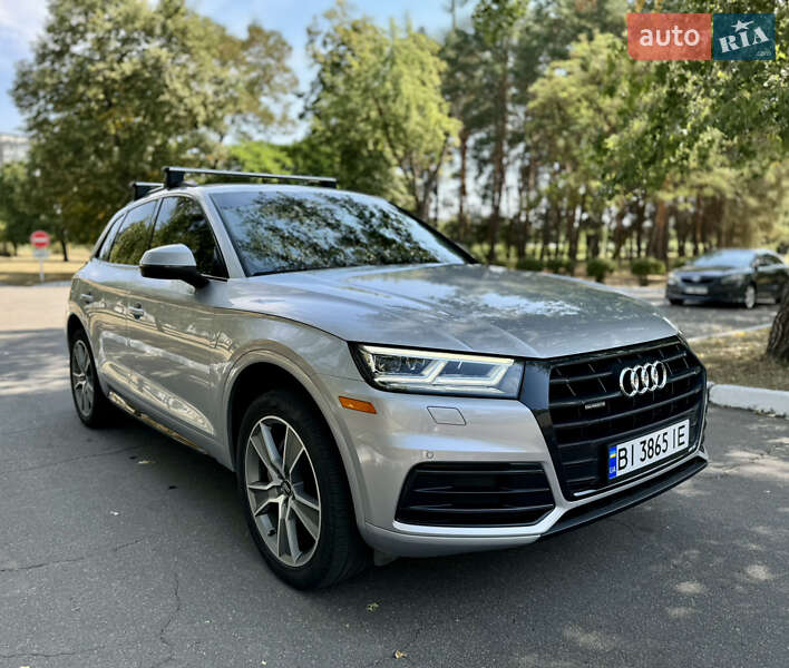 Внедорожник / Кроссовер Audi Q5 2018 в Киеве