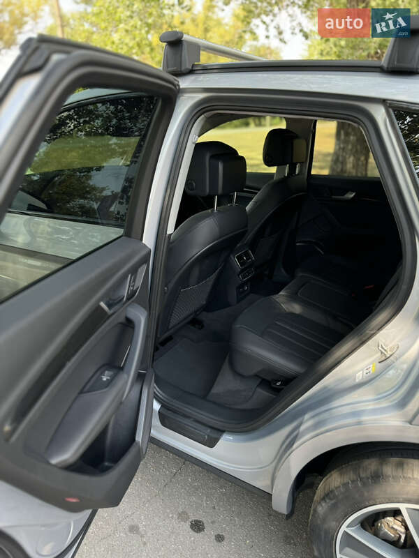 Позашляховик / Кросовер Audi Q5 2018 в Кременчуці фото 20 Позашляховик / Кросовер Audi Q5 2018 в Кременчуці