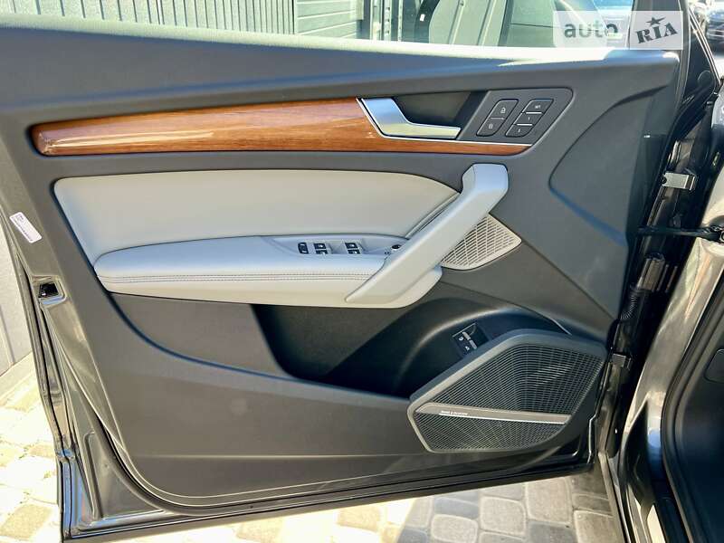Внедорожник / Кроссовер Audi Q5 2022 в Киеве фото 22 Внедорожник / Кроссовер Audi Q5 2022 в Киеве