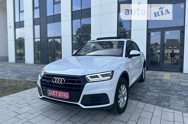 Внедорожник / Кроссовер Audi Q5 2019 в Львове