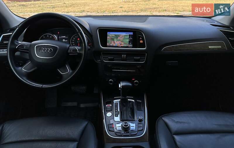 Внедорожник / Кроссовер Audi Q5 2015 в Харькове