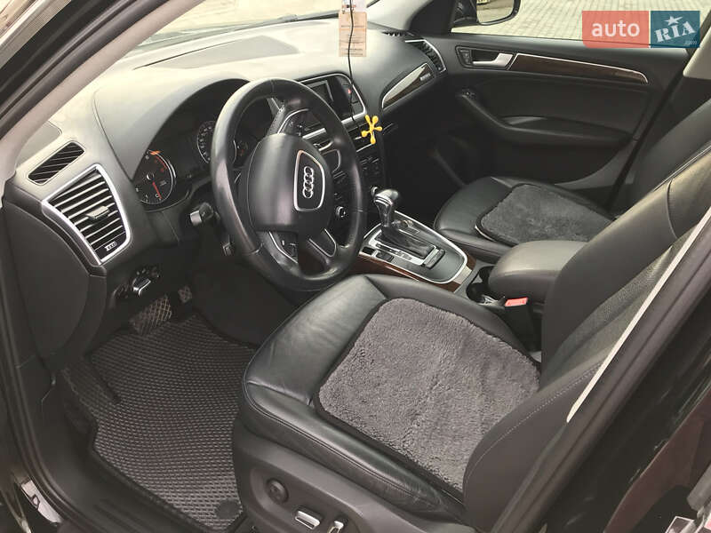 Внедорожник / Кроссовер Audi Q5 2014 в Черновцах