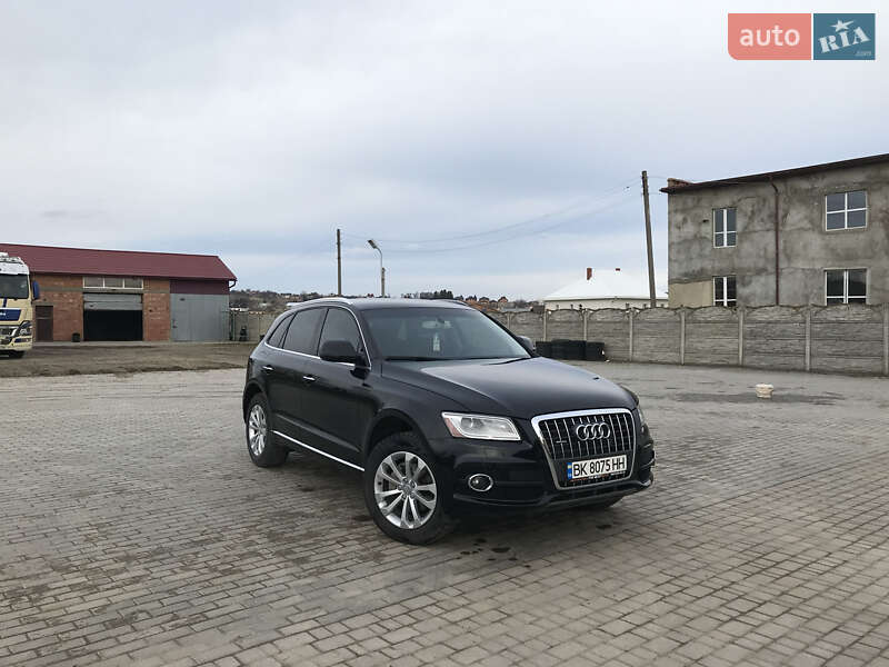 Внедорожник / Кроссовер Audi Q5 2014 в Черновцах