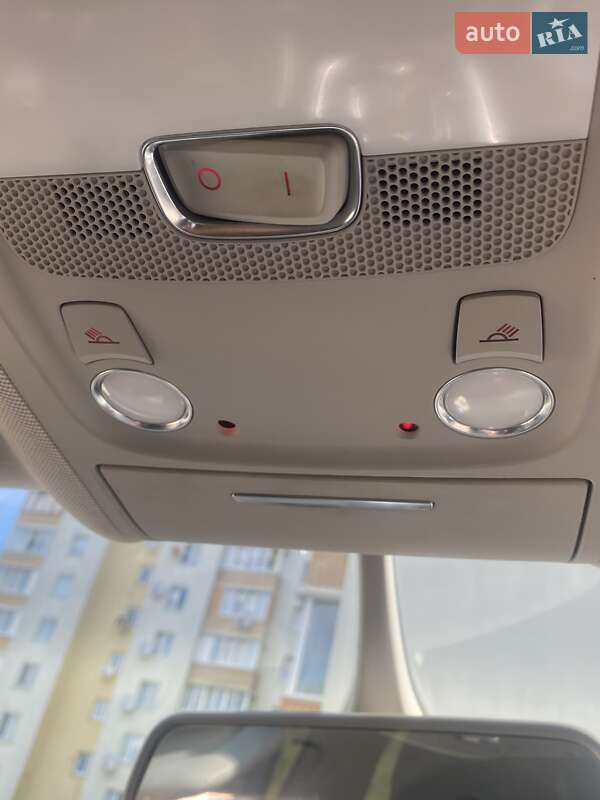 Внедорожник / Кроссовер Audi Q5 2010 в Новояворовске