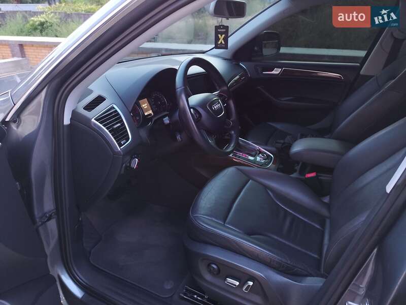 Внедорожник / Кроссовер Audi Q5 2016 в Хмельницком