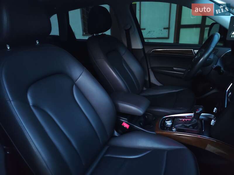 Внедорожник / Кроссовер Audi Q5 2016 в Хмельницком