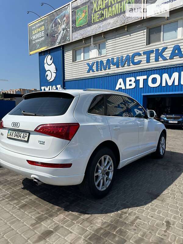 Внедорожник / Кроссовер Audi Q5 2011 в Харькове