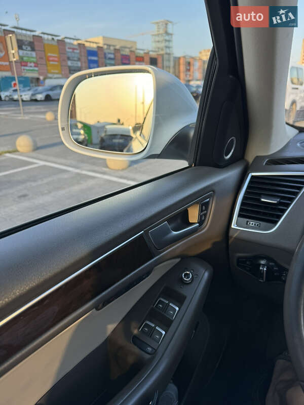 Внедорожник / Кроссовер Audi Q5 2013 в Львове