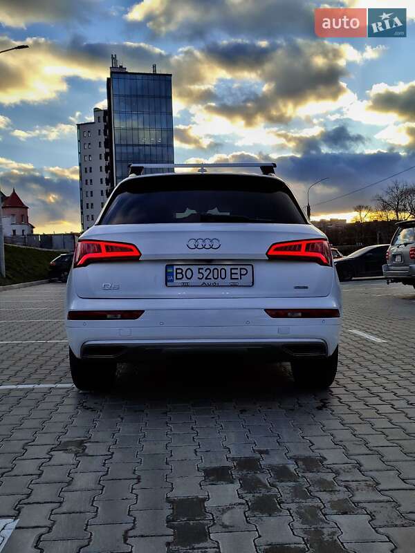 Позашляховик / Кросовер Audi Q5 2018 в Тернополі