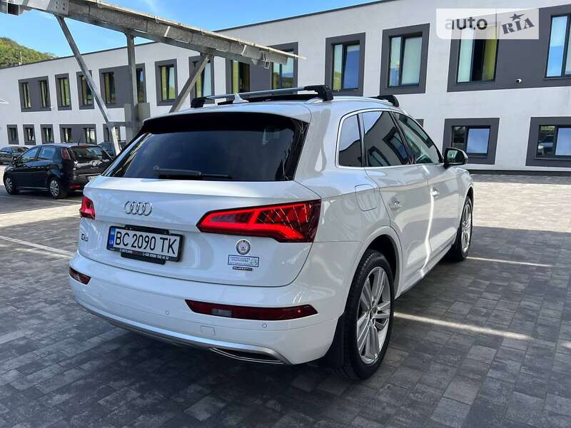 Внедорожник / Кроссовер Audi Q5 2019 в Львове фото 10 Внедорожник / Кроссовер Audi Q5 2019 в Львове