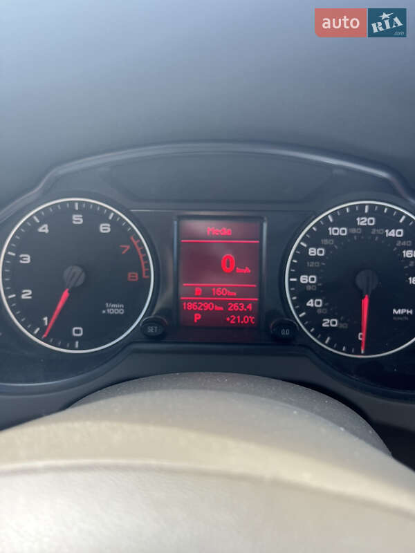 Внедорожник / Кроссовер Audi Q5 2011 в Городке