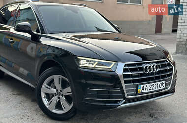 Внедорожник / Кроссовер Audi Q5 2019 в 