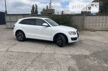 Внедорожник / Кроссовер Audi Q5 2010 в Кривом Роге