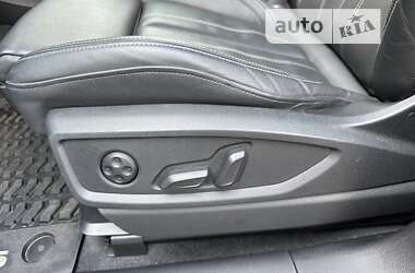 Внедорожник / Кроссовер Audi Q5 2021 в 