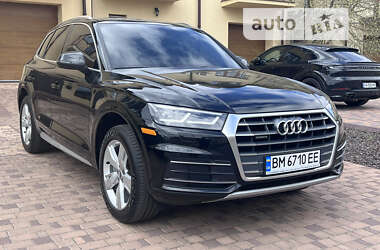 Позашляховик / Кросовер Audi Q5 2018 в Києві