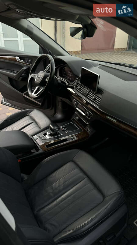 Внедорожник / Кроссовер Audi Q5 2017 в Белой Церкви