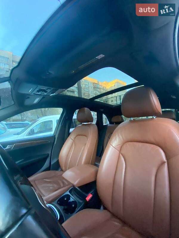 Внедорожник / Кроссовер Audi Q5 2010 в Николаеве