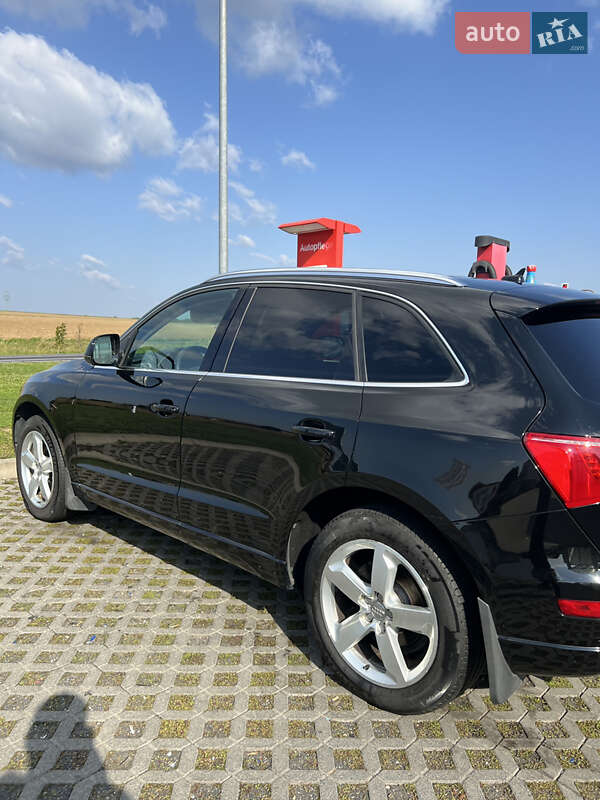 Позашляховик / Кросовер Audi Q5 2012 в Тернополі