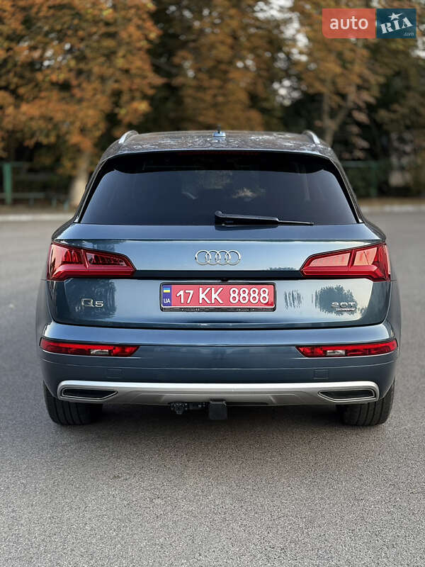 Позашляховик / Кросовер Audi Q5 2018 в Лубнах