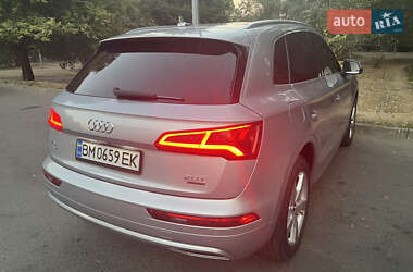 Позашляховик / Кросовер Audi Q5 2017 в Сумах