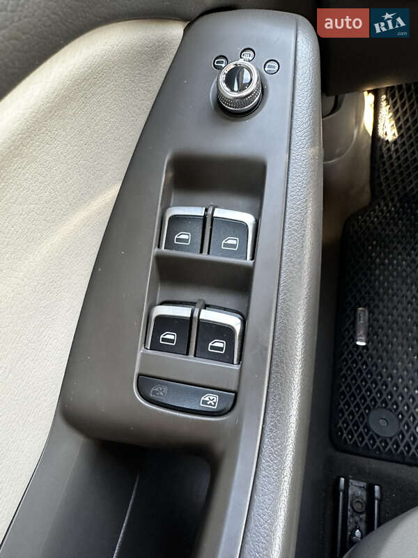 Внедорожник / Кроссовер Audi Q5 2017 в Киеве фото 23 Внедорожник / Кроссовер Audi Q5 2017 в Киеве