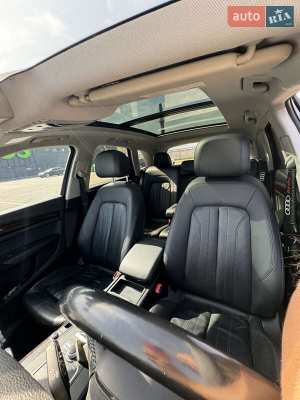 Внедорожник / Кроссовер Audi Q5 2017 в Киеве