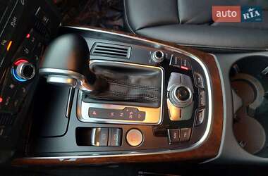 Внедорожник / Кроссовер Audi Q5 2015 в 