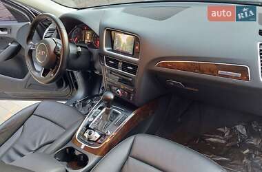 Внедорожник / Кроссовер Audi Q5 2015 в 