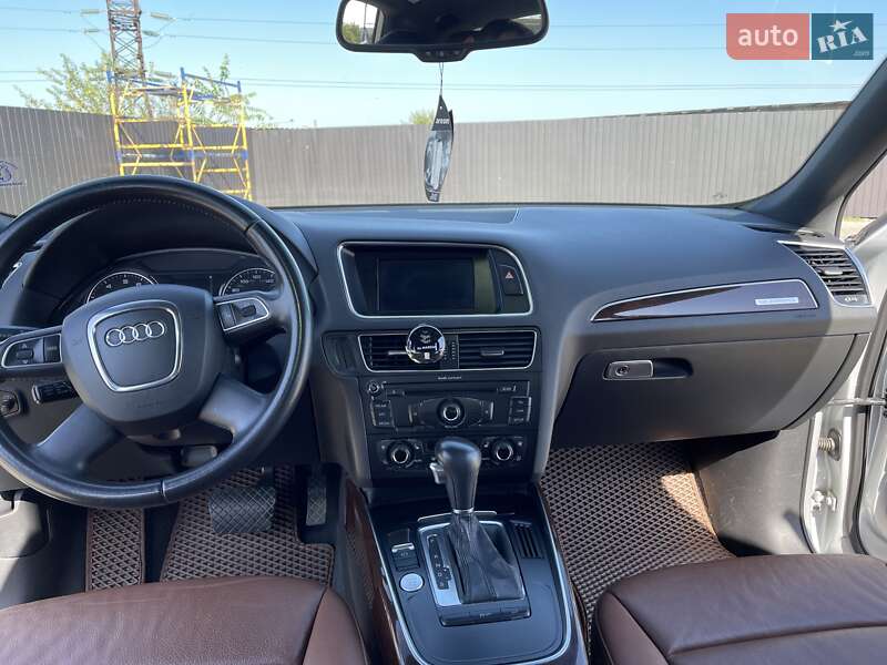 Внедорожник / Кроссовер Audi Q5 2012 в Одессе