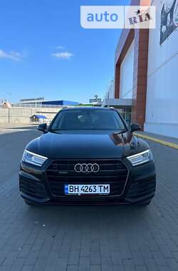 Внедорожник / Кроссовер Audi Q5 2018 в Одессе