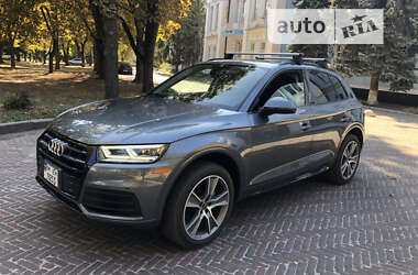 Позашляховик / Кросовер Audi Q5 2018 в Конотопі