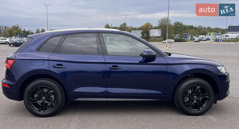 Позашляховик / Кросовер Audi Q5 2018 в Львові