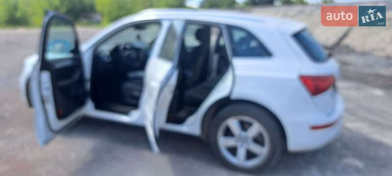 Внедорожник / Кроссовер Audi Q5 2011 в Збараже