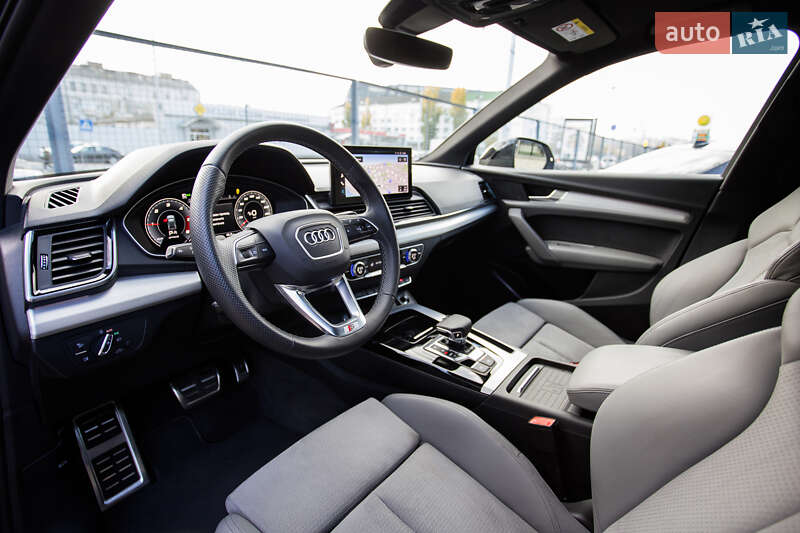 Внедорожник / Кроссовер Audi Q5 2020 в Киеве