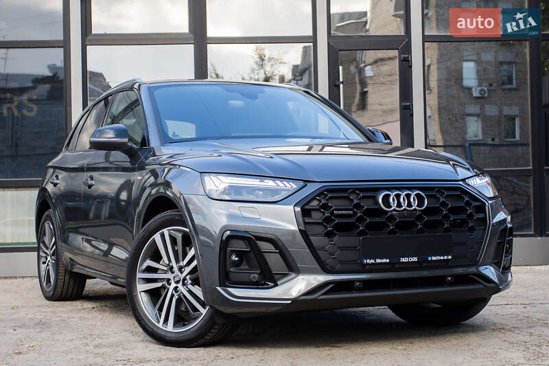 Внедорожник / Кроссовер Audi Q5 2020 в Киеве