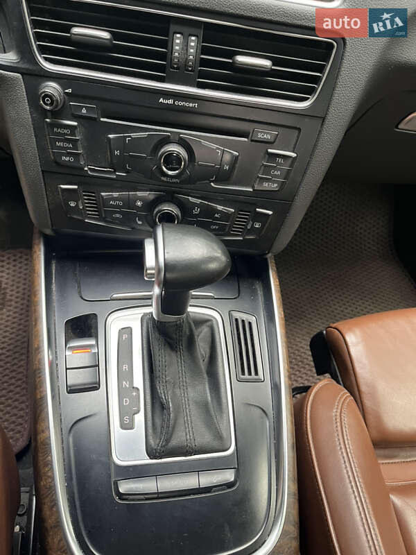 Позашляховик / Кросовер Audi Q5 2009 в Кам'янському